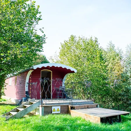 La Tiny House De La Bergerie Farm stay