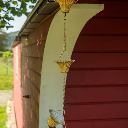La Tiny House De La Bergerie Farm stay Lierneux